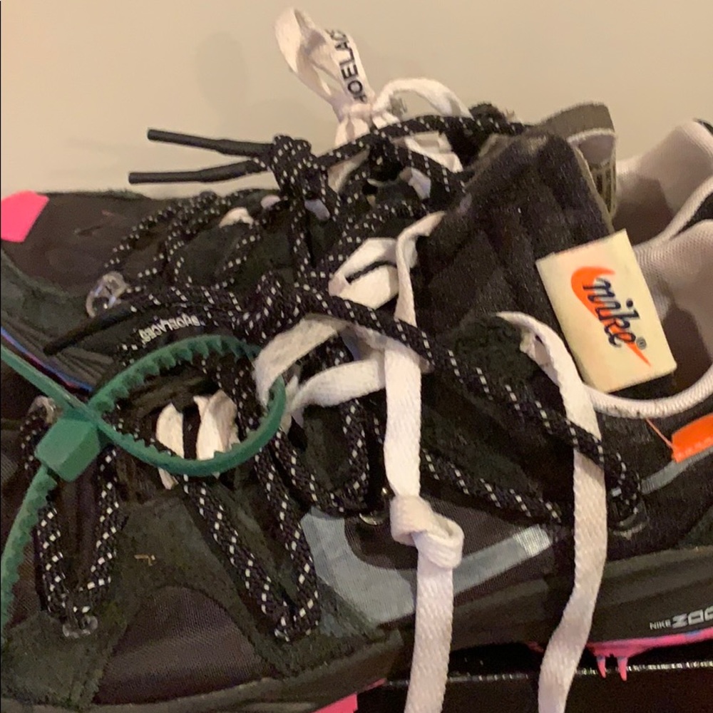 Off white terra king